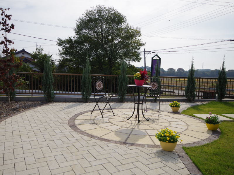 広栄産業 エクステリア ガーデンリフォーム 小山市 栃木県 茨木県 古河市 ガーデン工事 外構工事 野木町 佐野市 下都賀郡