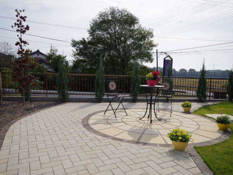 広栄産業 エクステリア ガーデンリフォーム 小山市 栃木県 茨木県 古河市 ガーデン工事 外構工事 野木町 佐野市 下都賀郡