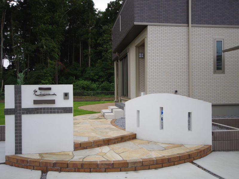 広栄産業 エクステリア ガーデンリフォーム 小山市 栃木県 茨木県 古河市 ガーデン工事 外構工事 野木町 佐野市 下都賀郡