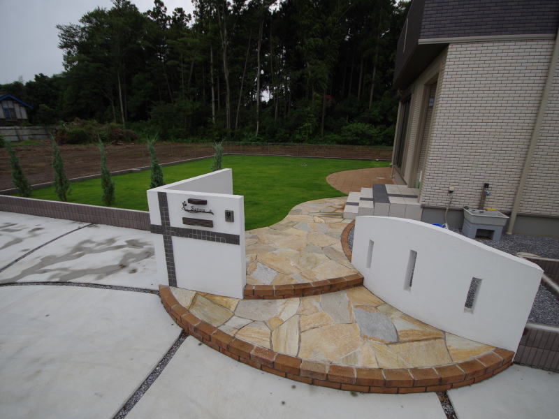 広栄産業 エクステリア ガーデンリフォーム 小山市 栃木県 茨木県 古河市 ガーデン工事 外構工事 野木町 佐野市 下都賀郡