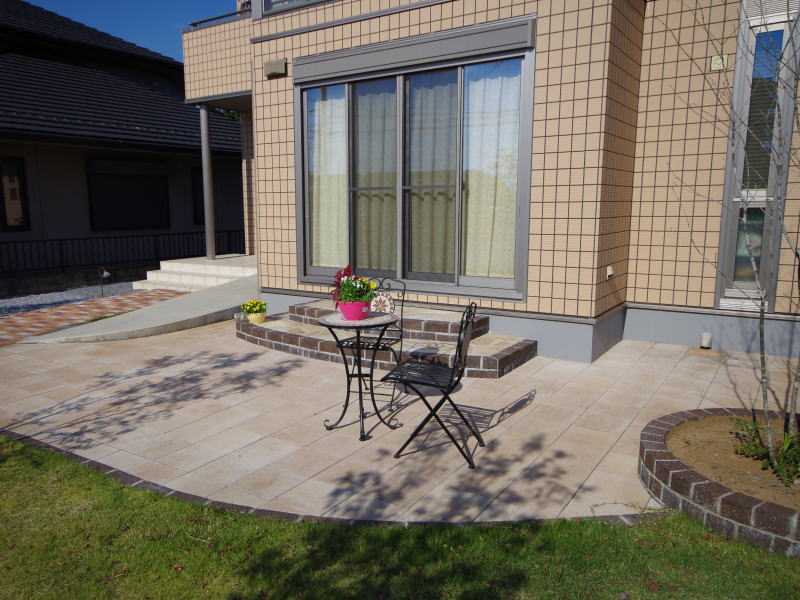 広栄産業 エクステリア ガーデンリフォーム 小山市 栃木県 茨木県 古河市 ガーデン工事 外構工事 野木町 佐野市 下都賀郡