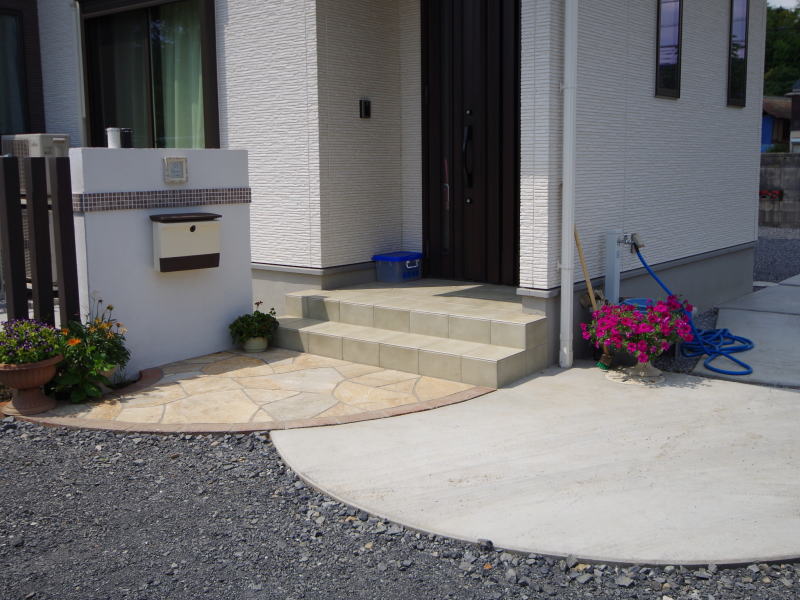 広栄産業 エクステリア ガーデンリフォーム 小山市 栃木県 茨木県 古河市 ガーデン工事 外構工事 野木町 佐野市 下都賀郡