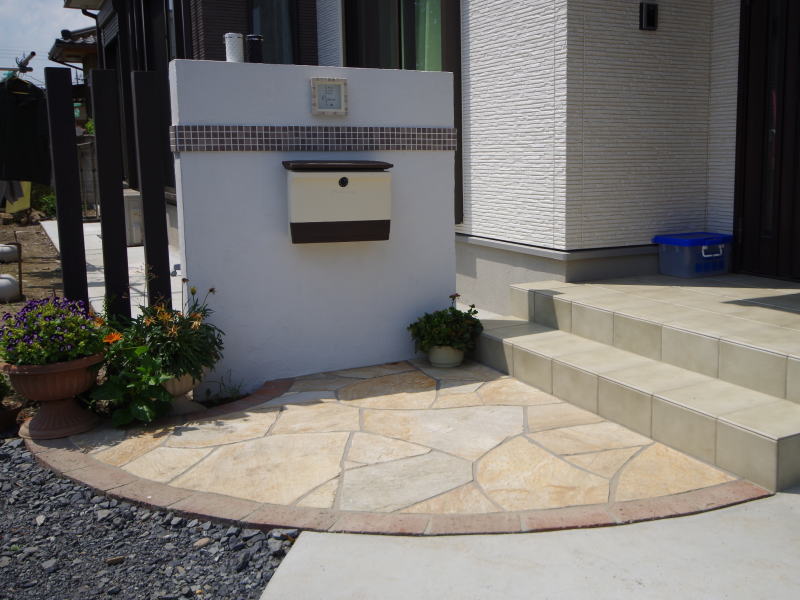 広栄産業 エクステリア ガーデンリフォーム 小山市 栃木県 茨木県 古河市 ガーデン工事 外構工事 野木町 佐野市 下都賀郡