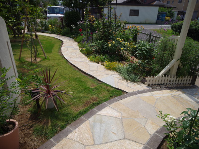 広栄産業 エクステリア ガーデンリフォーム 小山市 栃木県 茨木県 古河市 ガーデン工事 外構工事 野木町 佐野市 下都賀郡