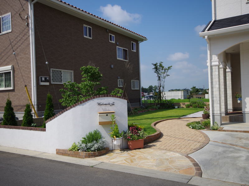 広栄産業 エクステリア ガーデンリフォーム 小山市 栃木県 茨木県 古河市 ガーデン工事 外構工事 野木町 佐野市 下都賀郡