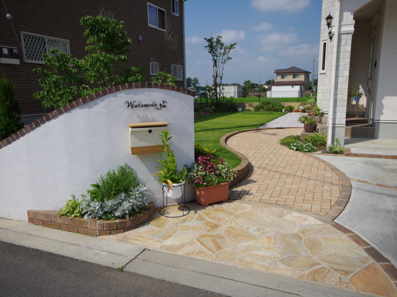 広栄産業 エクステリア ガーデンリフォーム 小山市 栃木県 茨木県 古河市 ガーデン工事 外構工事 野木町 佐野市 下都賀郡