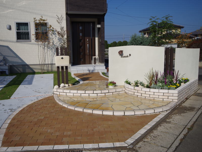 広栄産業 エクステリア ガーデンリフォーム 小山市 栃木県 茨木県 古河市 ガーデン工事 外構工事 野木町 佐野市 下都賀郡