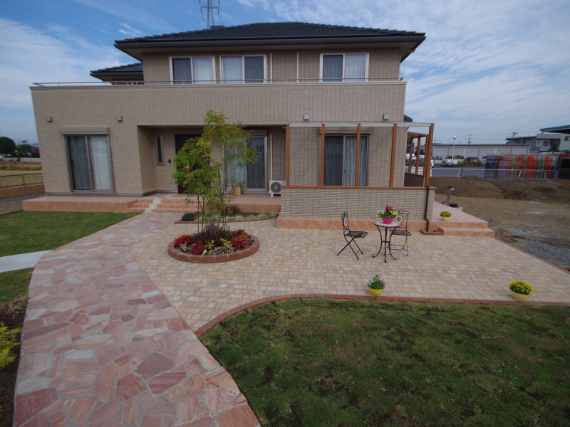 広栄産業 エクステリア ガーデンリフォーム 小山市 栃木県 茨木県 古河市 ガーデン工事 外構工事 野木町 佐野市 下都賀郡