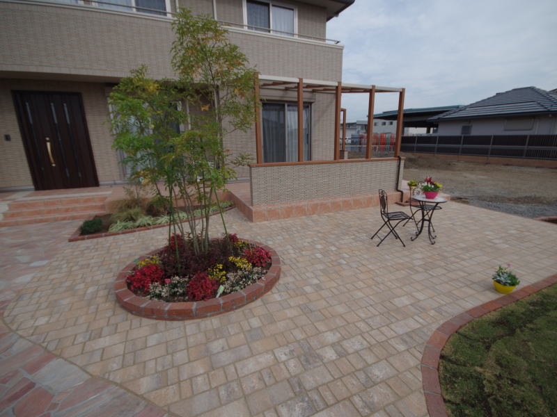 広栄産業 エクステリア ガーデンリフォーム 小山市 栃木県 茨木県 古河市 ガーデン工事 外構工事 野木町 佐野市 下都賀郡