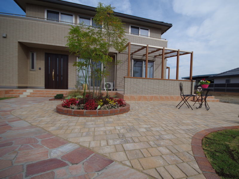 広栄産業 エクステリア ガーデンリフォーム 小山市 栃木県 茨木県 古河市 ガーデン工事 外構工事 野木町 佐野市 下都賀郡