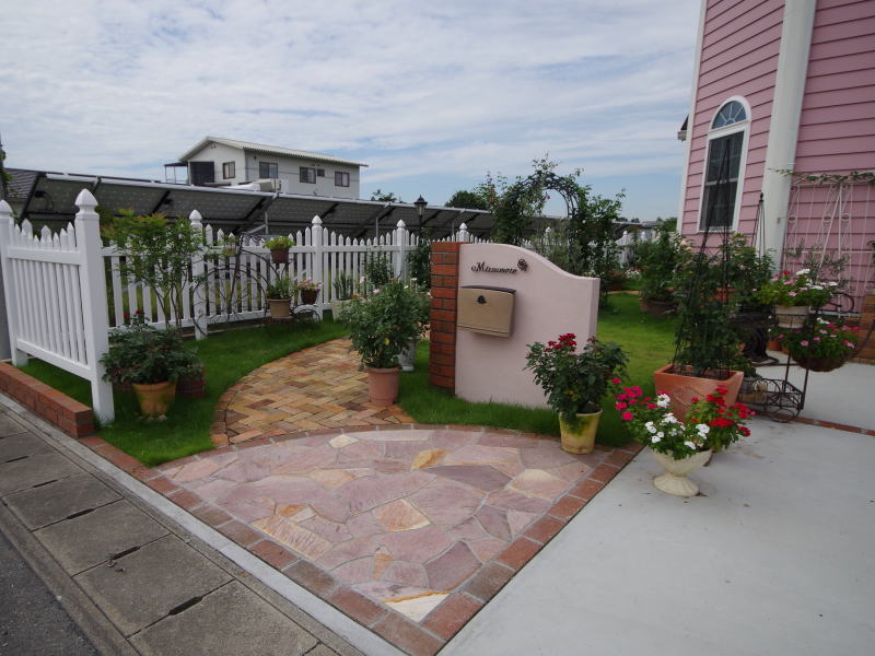 広栄産業 エクステリア ガーデンリフォーム 小山市 栃木県 茨木県 古河市 ガーデン工事 外構工事 野木町 佐野市 下都賀郡