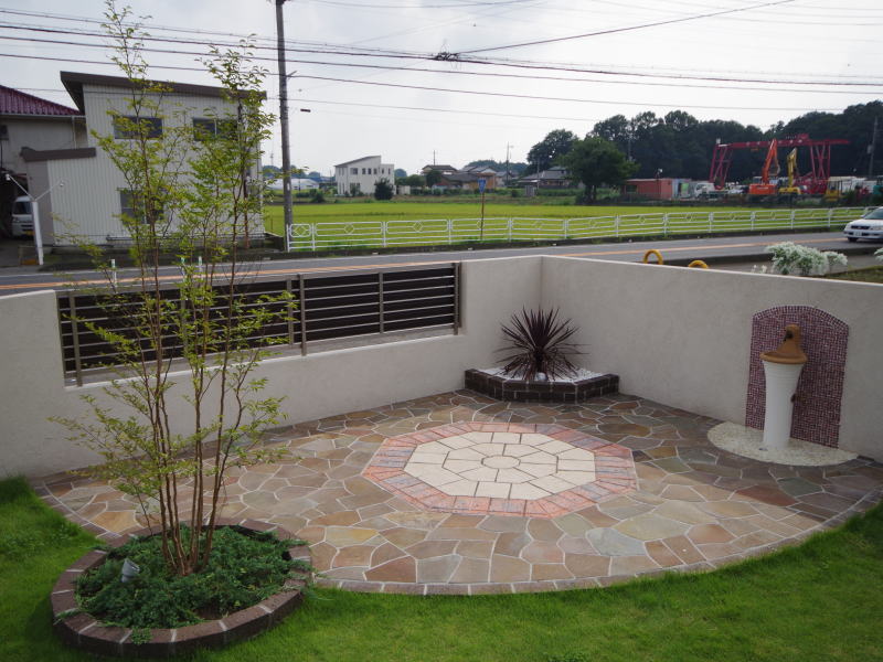 広栄産業 エクステリア ガーデンリフォーム 小山市 栃木県 茨木県 古河市 ガーデン工事 外構工事 野木町 佐野市 下都賀郡