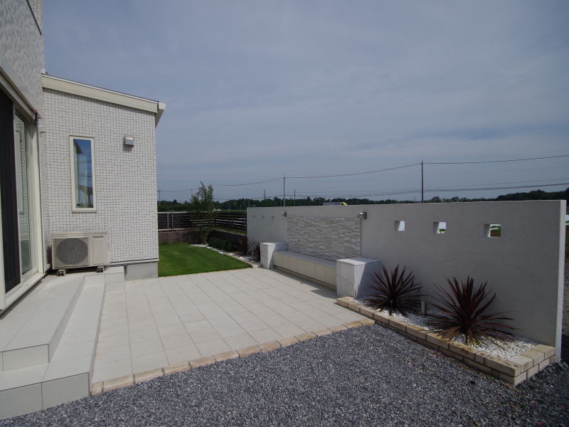 広栄産業 エクステリア ガーデンリフォーム 小山市 栃木県 茨木県 古河市 ガーデン工事 外構工事 野木町 佐野市 下都賀郡