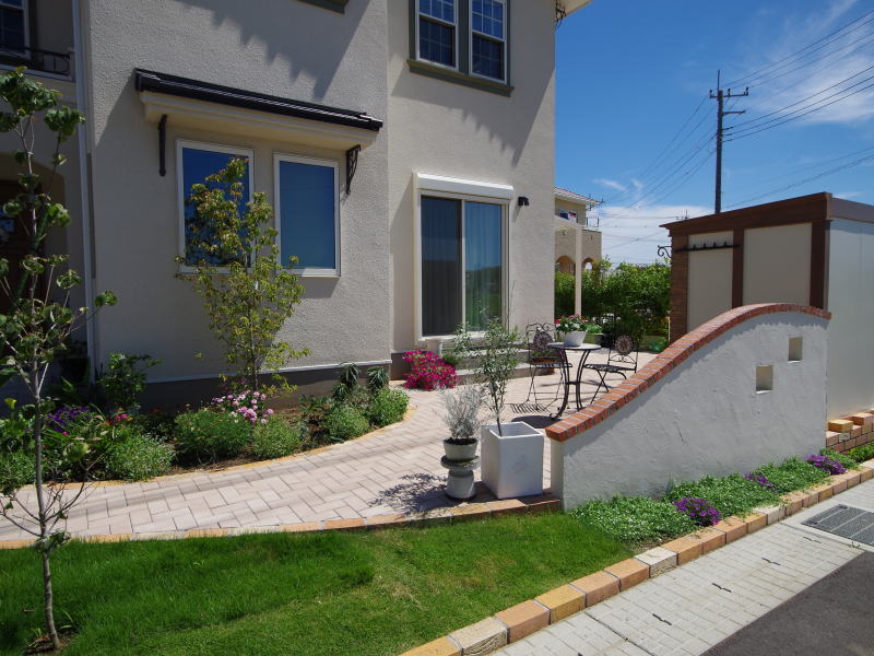 広栄産業 エクステリア ガーデンリフォーム 小山市 栃木県 茨木県 古河市 ガーデン工事 外構工事 野木町 佐野市 下都賀郡