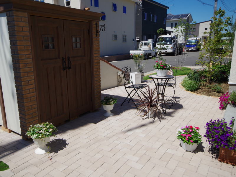 広栄産業 エクステリア ガーデンリフォーム 小山市 栃木県 茨木県 古河市 ガーデン工事 外構工事 野木町 佐野市 下都賀郡