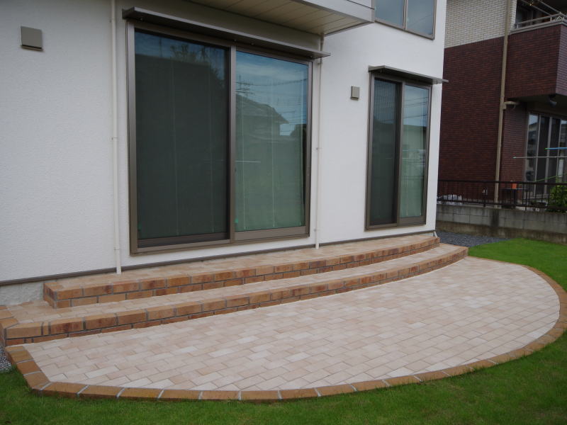 広栄産業 エクステリア ガーデンリフォーム 小山市 栃木県 茨木県 古河市 ガーデン工事 外構工事 野木町 佐野市 下都賀郡