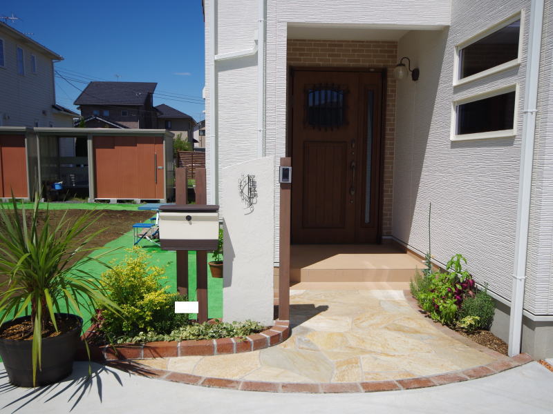 広栄産業 エクステリア ガーデンリフォーム 小山市 栃木県 茨木県 古河市 ガーデン工事 外構工事 野木町 佐野市 下都賀郡