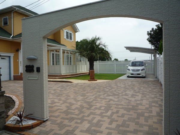 広栄産業 エクステリア ガーデンリフォーム 小山市 栃木県 茨木県 古河市 ガーデン工事 外構工事 野木町 佐野市 下都賀郡